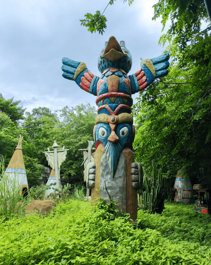 线攻略：两个人去越南选团技巧包含景点门票和隐藏消费揭秘！ag真人平台第一游戏越南旅游跟团报价2026最新详细路(图3)